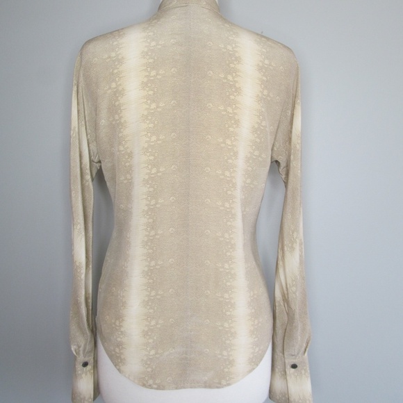 Equipment Femme 100% Silk Animal Print Buttons Up Blouse Women's Size Small - Picture 3 of 13